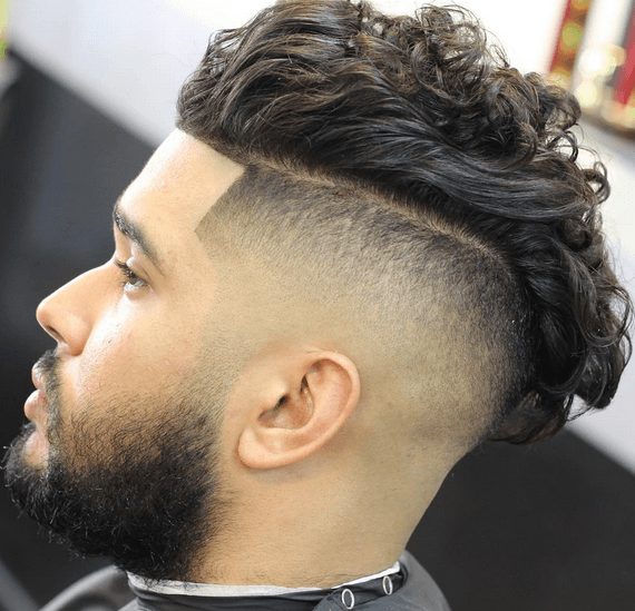 Wavy Comb Over Disconnected Undercut