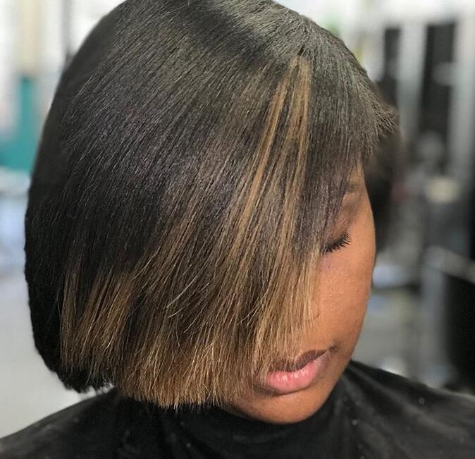 Short Bob and Chestnut Blonde Highlights