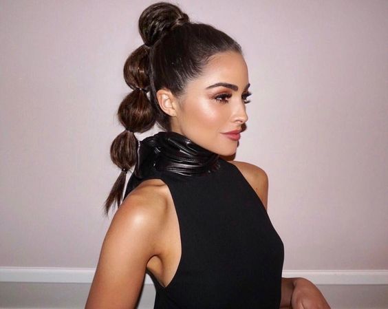  Sleek Bubble Ponytail 