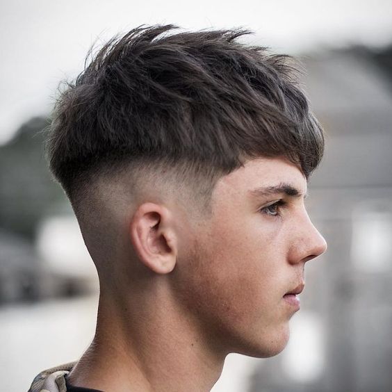 30 Best Mushroom Haircuts for Men(2023 Trendy)