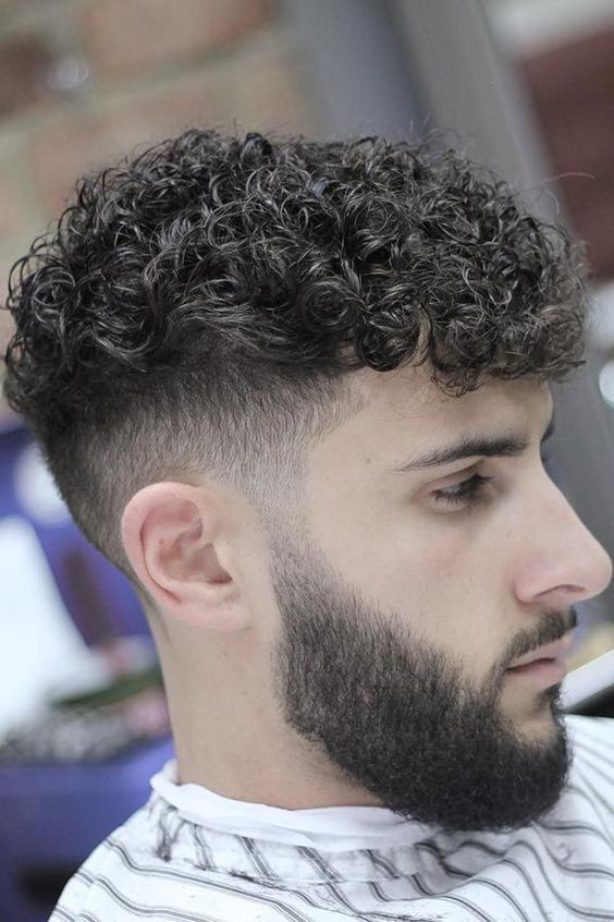 30 Cool Mushroom Haircuts for Men With Short Hair