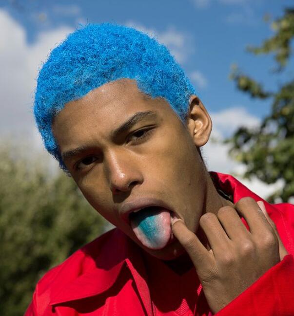 Blue hairstyle for black men
