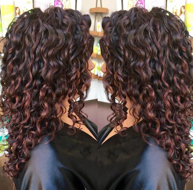 Curly Brown Hair With Highlights 