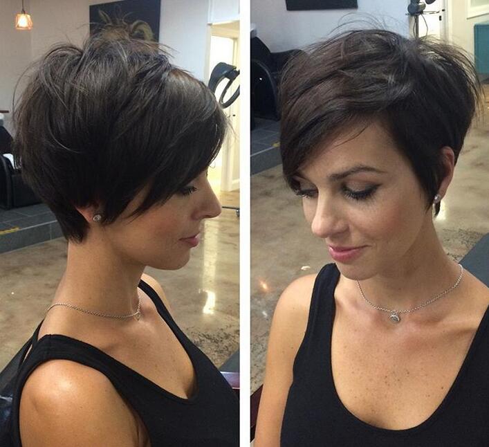 The brunette Feathered Pixie Bob