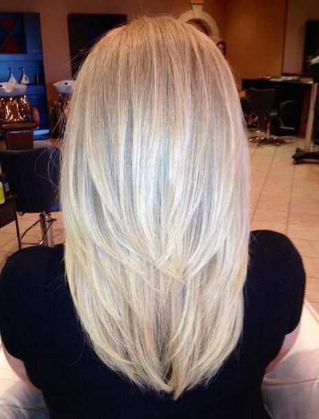 Platinum blonde hairstyle with layers