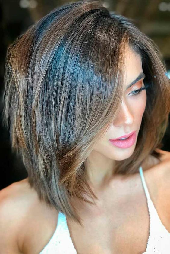 Soft layered bob with layers