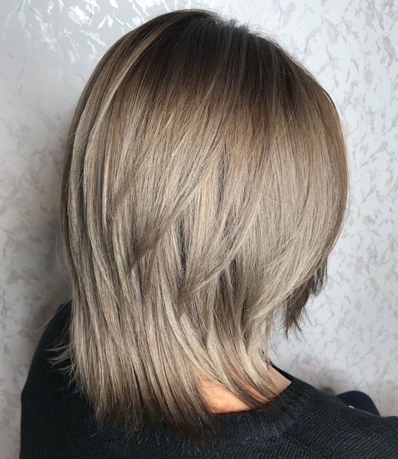 Two-tier Middle Length Haircut