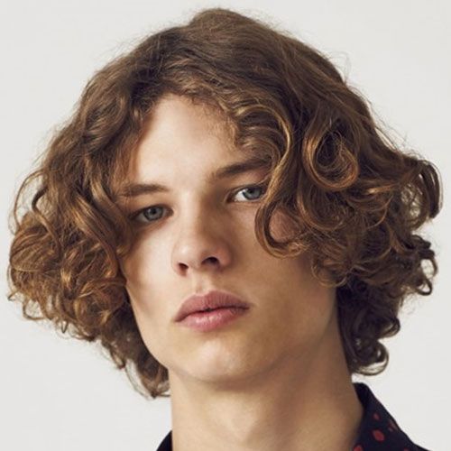 eBoy Haircut with Natural Curls