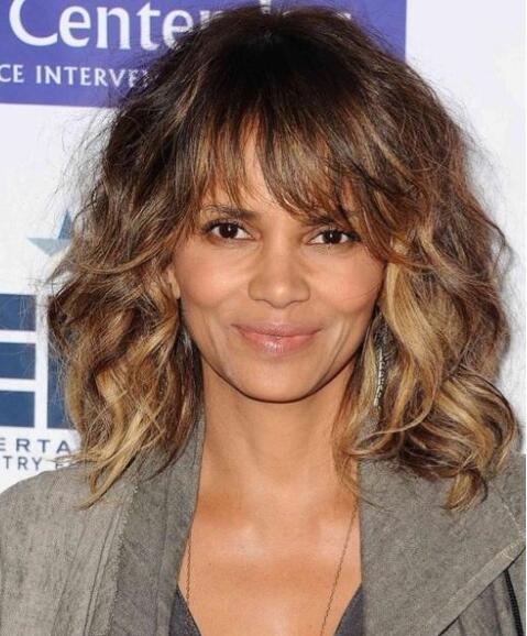 Textured Shaggy Hair With Straight Bangs