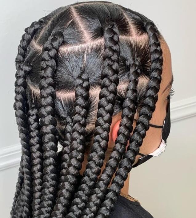 42 Trendy Large Knotless Braids For Women(2023 Guide)