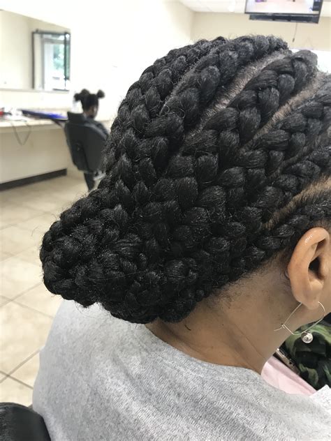 Jumbo Feed in Cornrows – Donan Hair Braiding